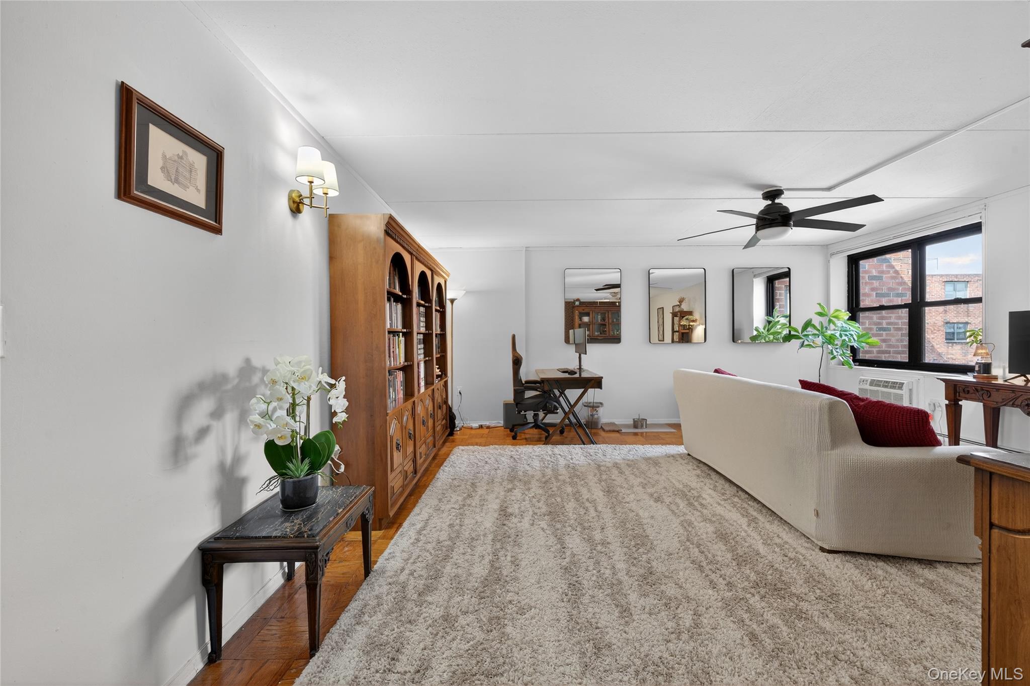 #16 photo, 100 Clinton Avenue, 長島 Mineola , NY 11501