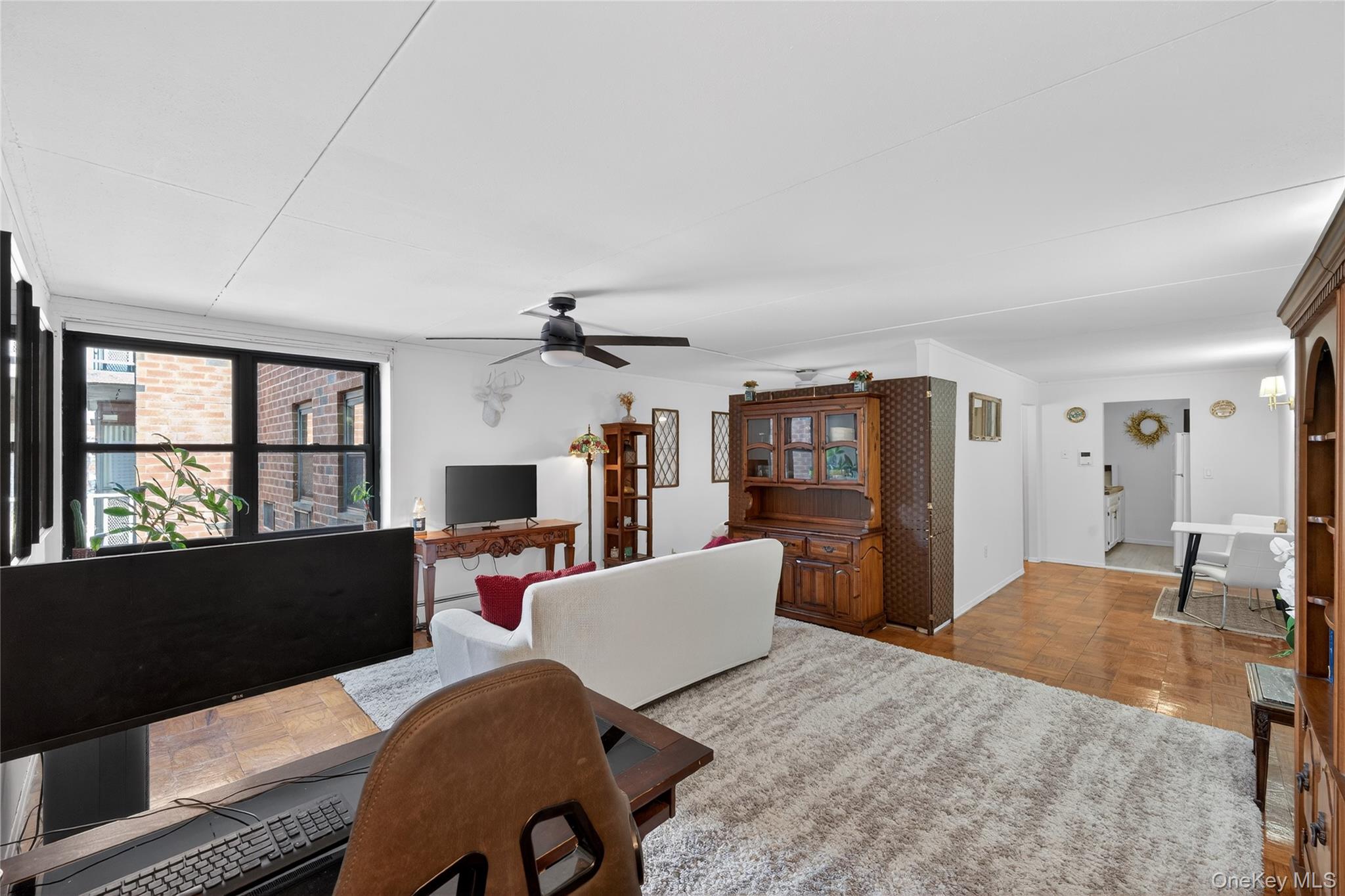 #18 photo, 100 Clinton Avenue, 長島 Mineola , NY 11501