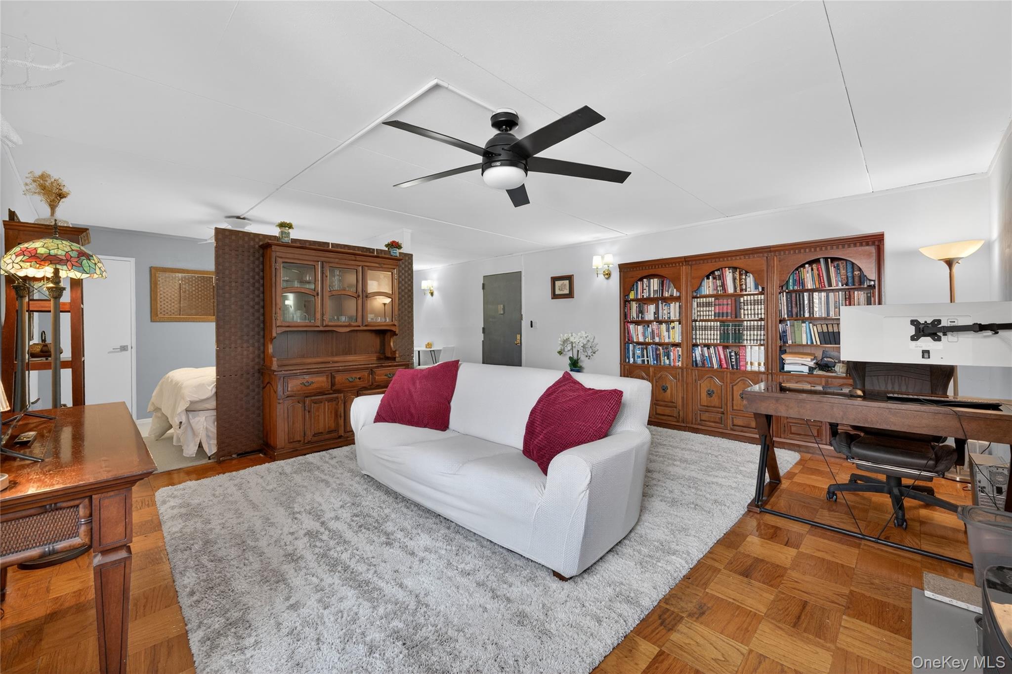 #19 photo, 100 Clinton Avenue, 長島 Mineola , NY 11501