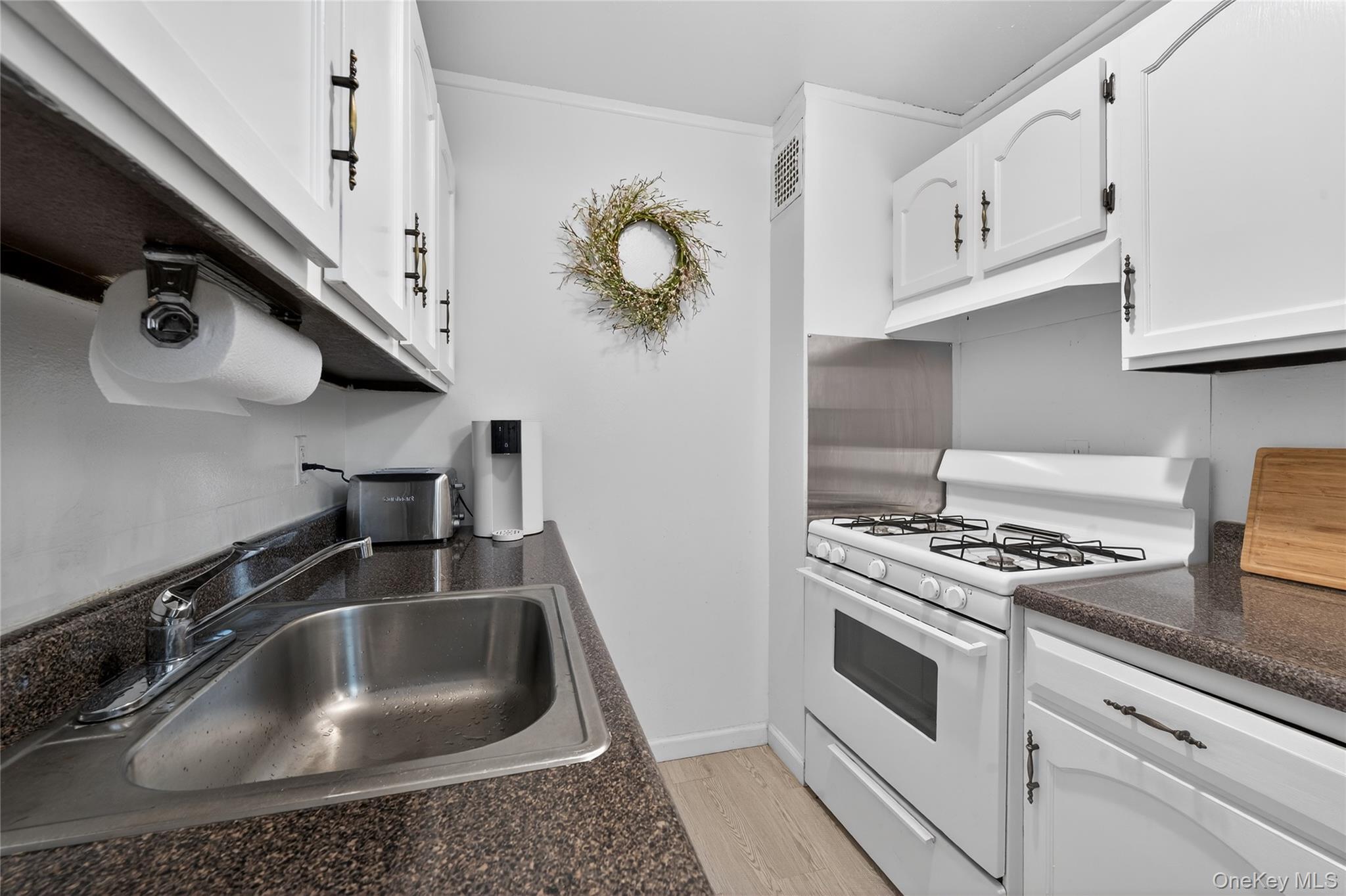 #3 photo, 100 Clinton Avenue, 長島 Mineola , NY 11501