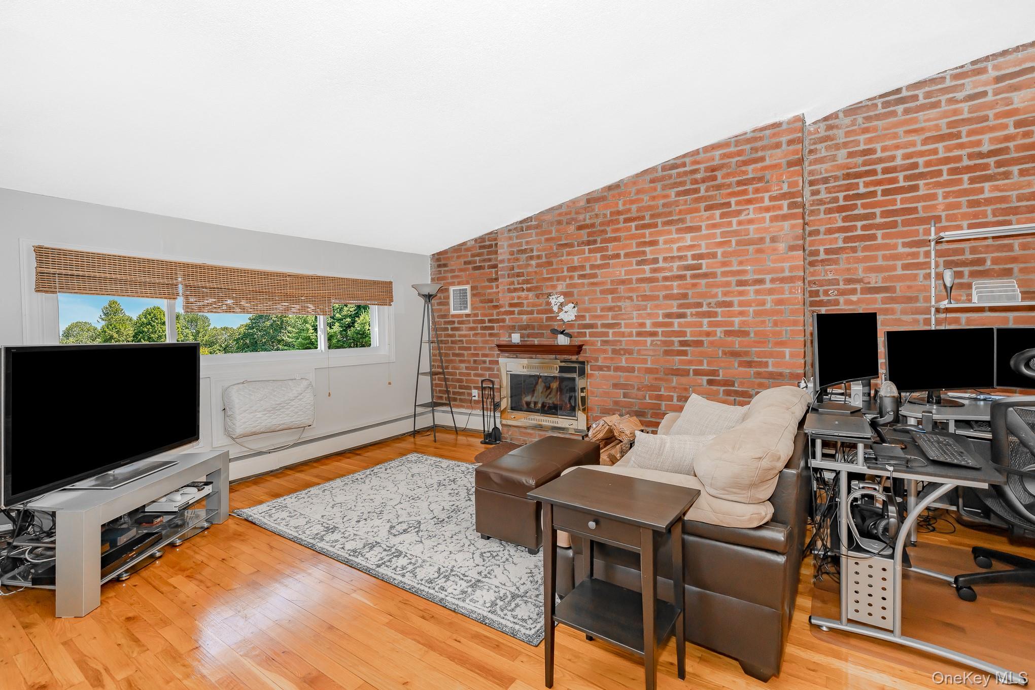 #10 photo, 365 Route 111, Smithtown , NY 11787