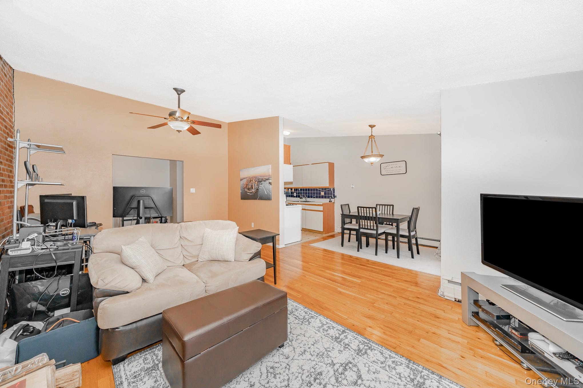 #12 photo, 365 Route 111, Smithtown , NY 11787