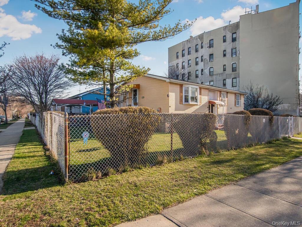 #2 photo, 1510 Boston Road, Bronx , NY 10460
