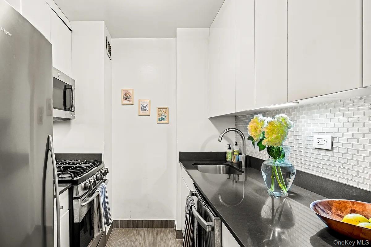 #6 photo, 310 E 46th Street, מנהטן New York (Manhattan) , NY 10017