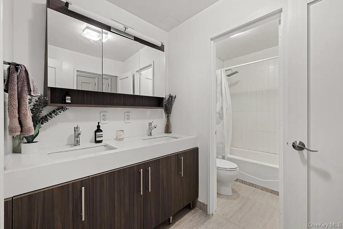 #7 photo, 310 E 46th Street, מנהטן New York (Manhattan) , NY 10017