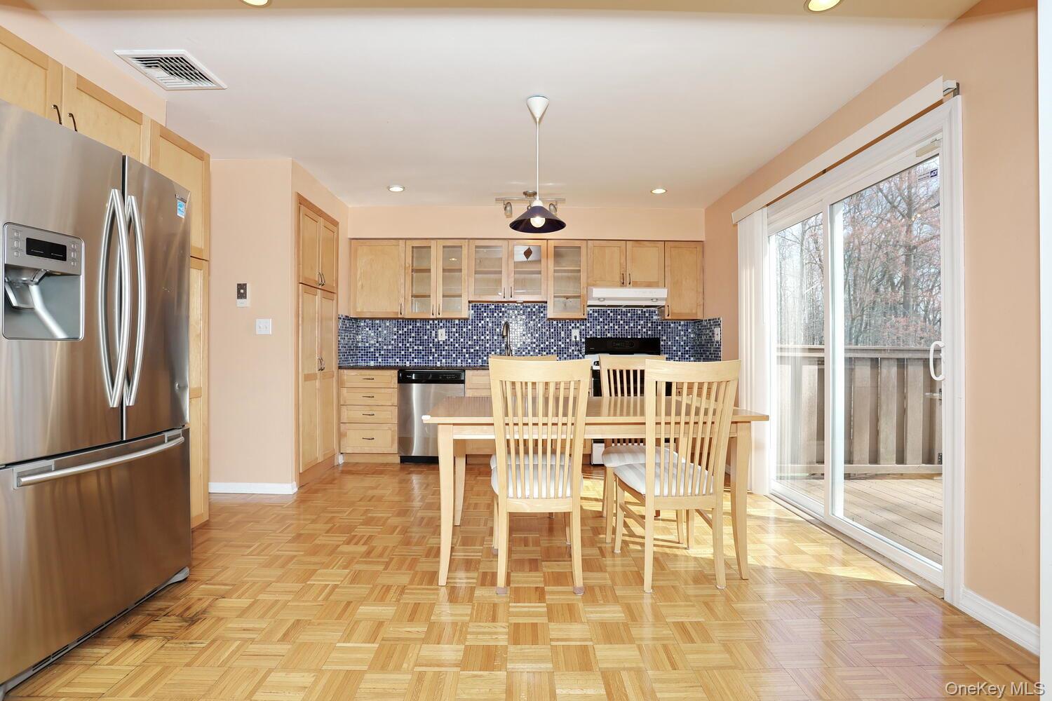 #11 photo, 74 Minuteman Circle, Orangeburg , NY 10962