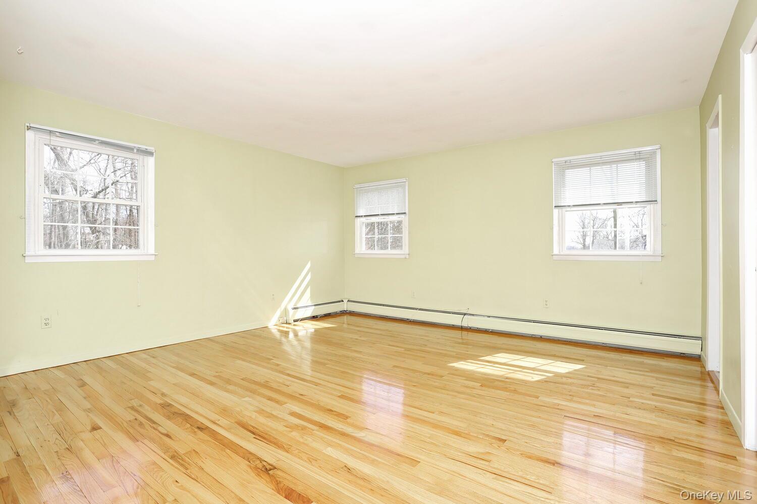 #17 photo, 74 Minuteman Circle, Orangeburg , NY 10962