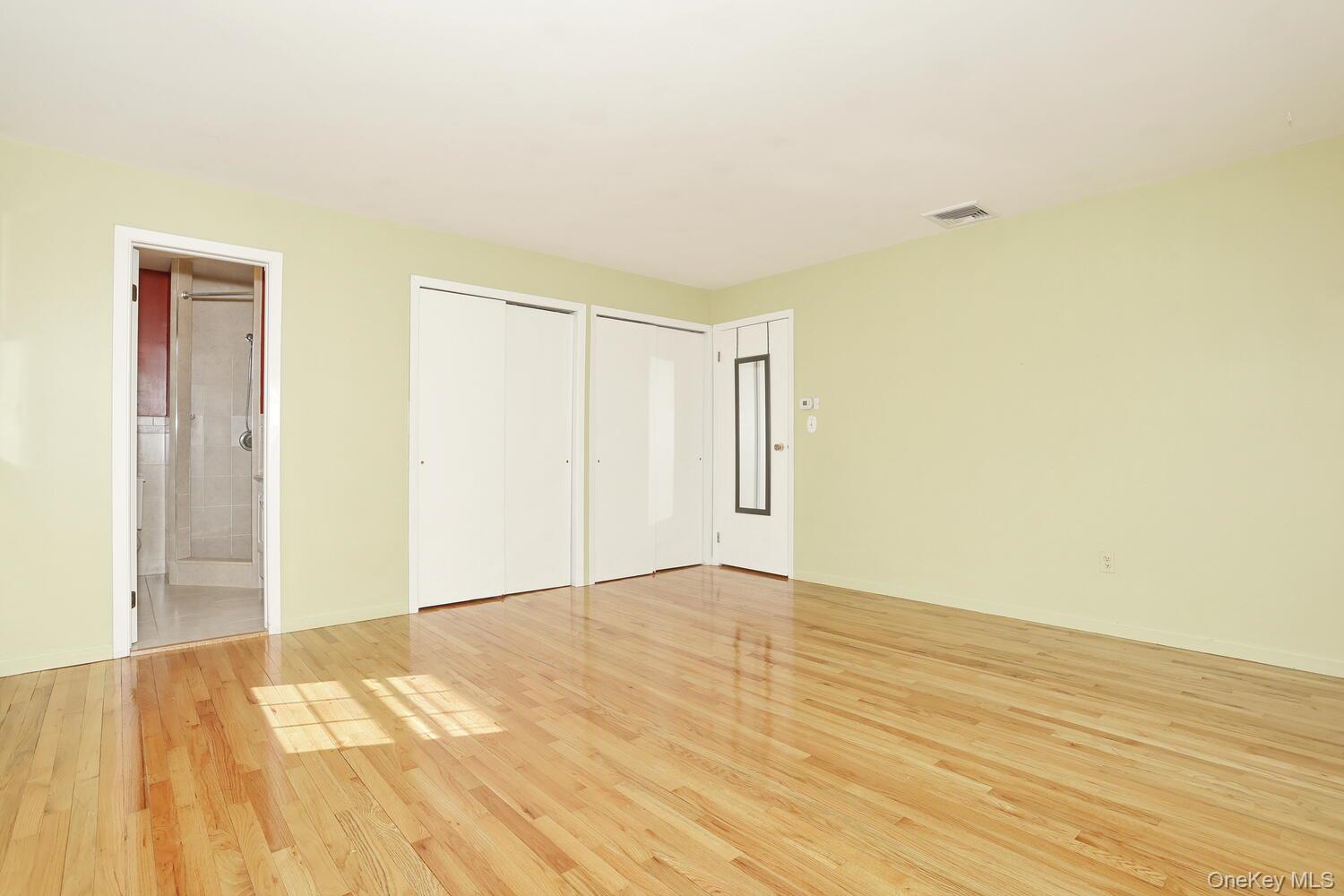 #19 photo, 74 Minuteman Circle, Orangeburg , NY 10962