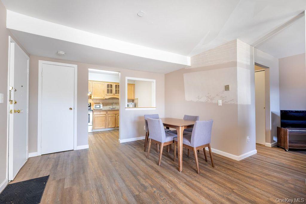 #2 photo, 10 Regents Place, Yorktown Heights , NY 10598