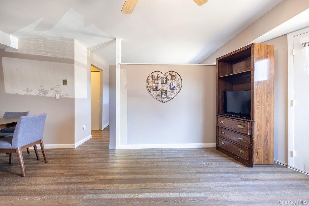 #7 photo, 10 Regents Place, Yorktown Heights , NY 10598