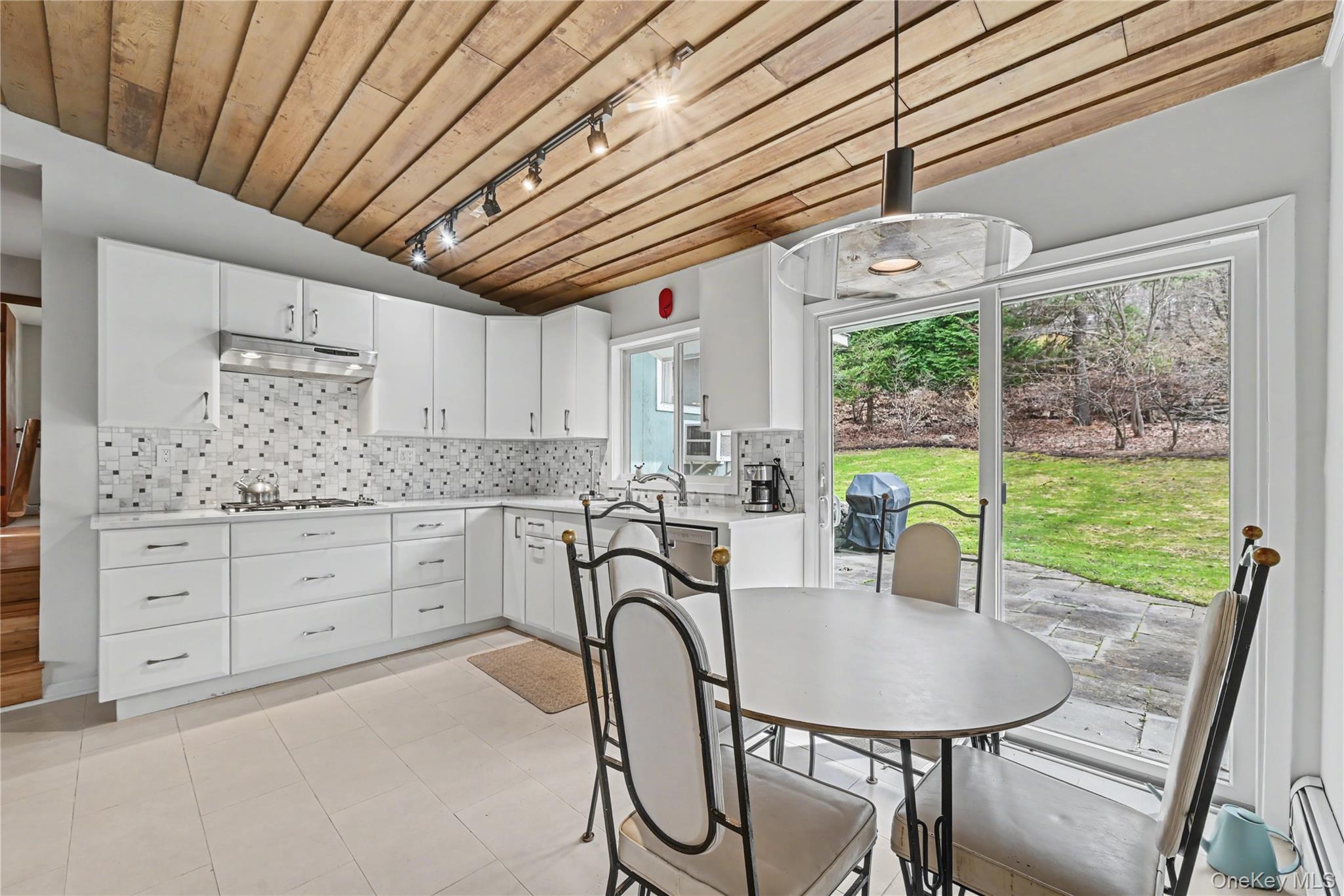 #12 photo, 493 Mitchell Drive, 紐約州 Valley Cottage , NY 10989