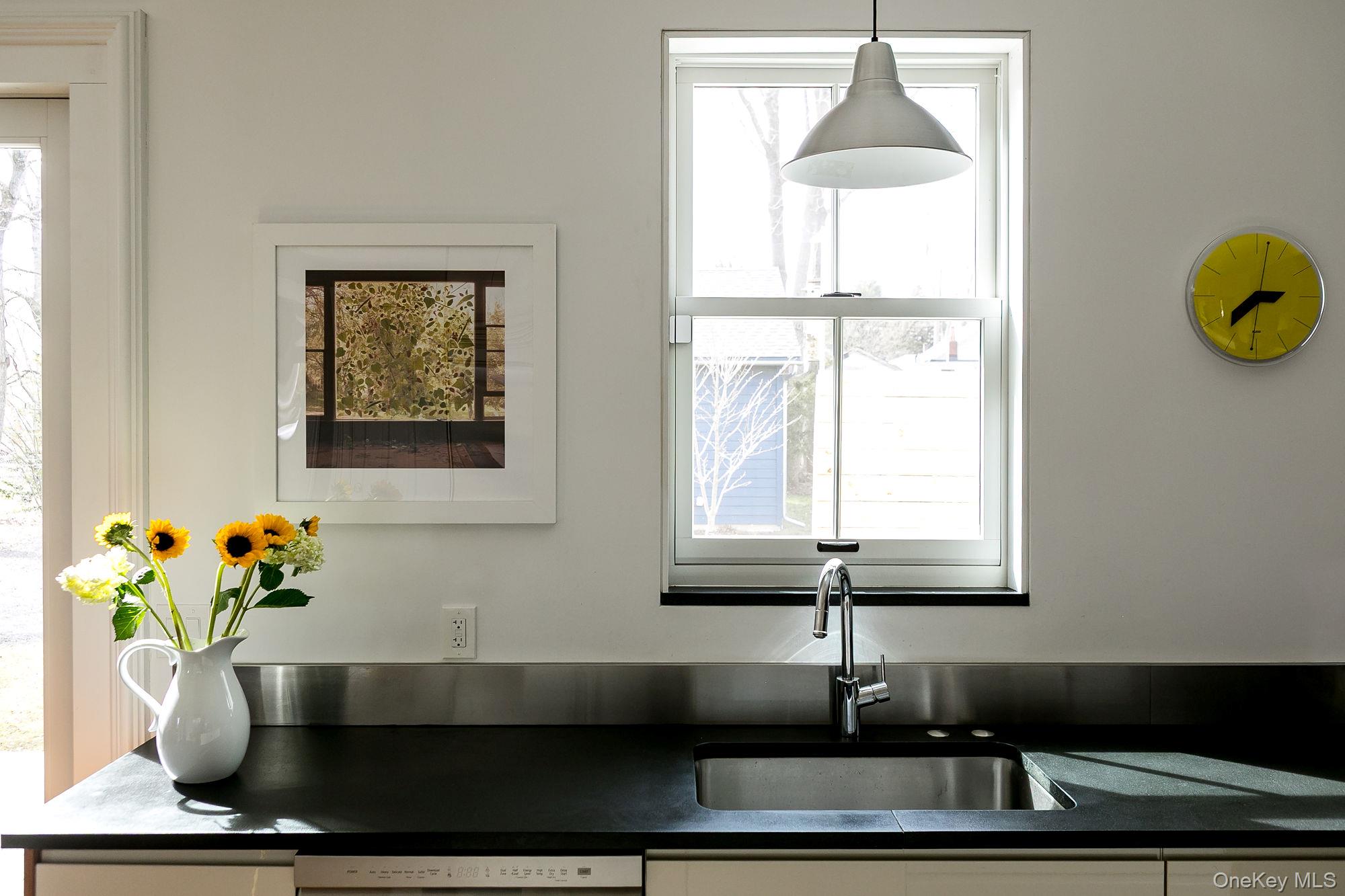 #17 photo, 110 Market Street, Saugerties , NY 12477