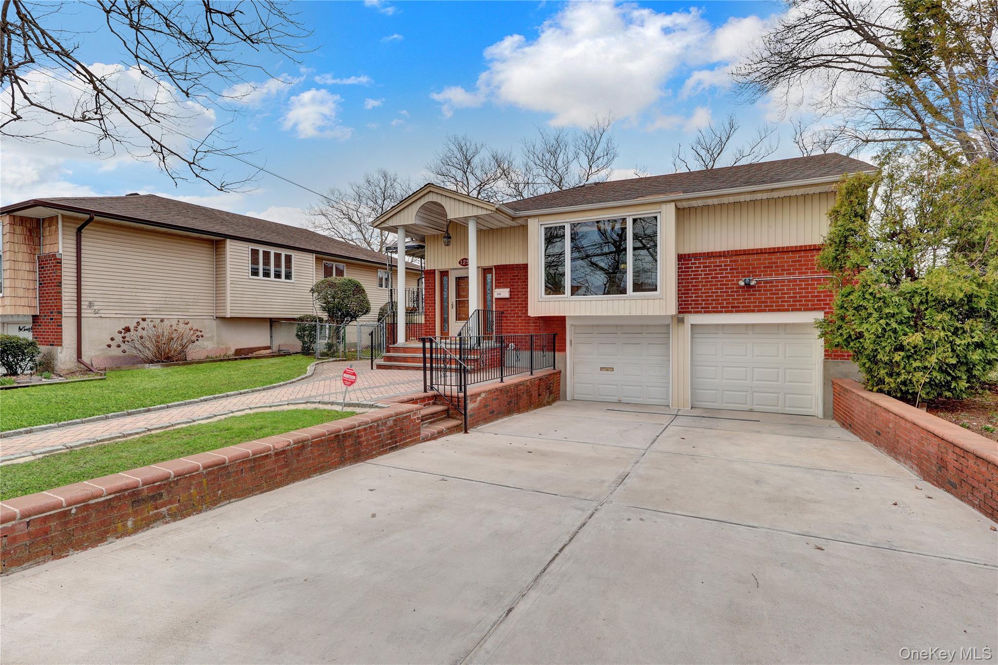 #4 photo, 125 Marcus Avenue, New Hyde Park , NY 11040