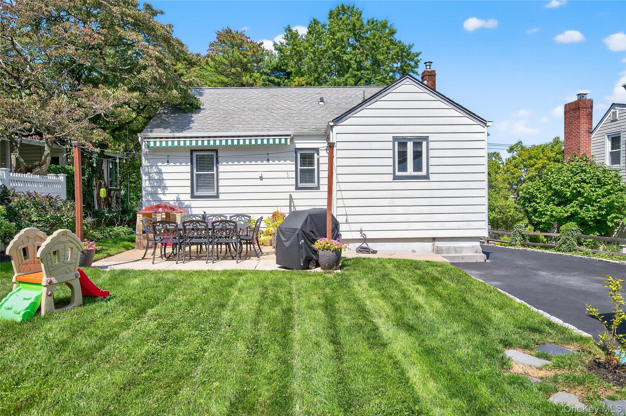 #19 photo, 13 Prospect Street, Glen Head , NY 11545