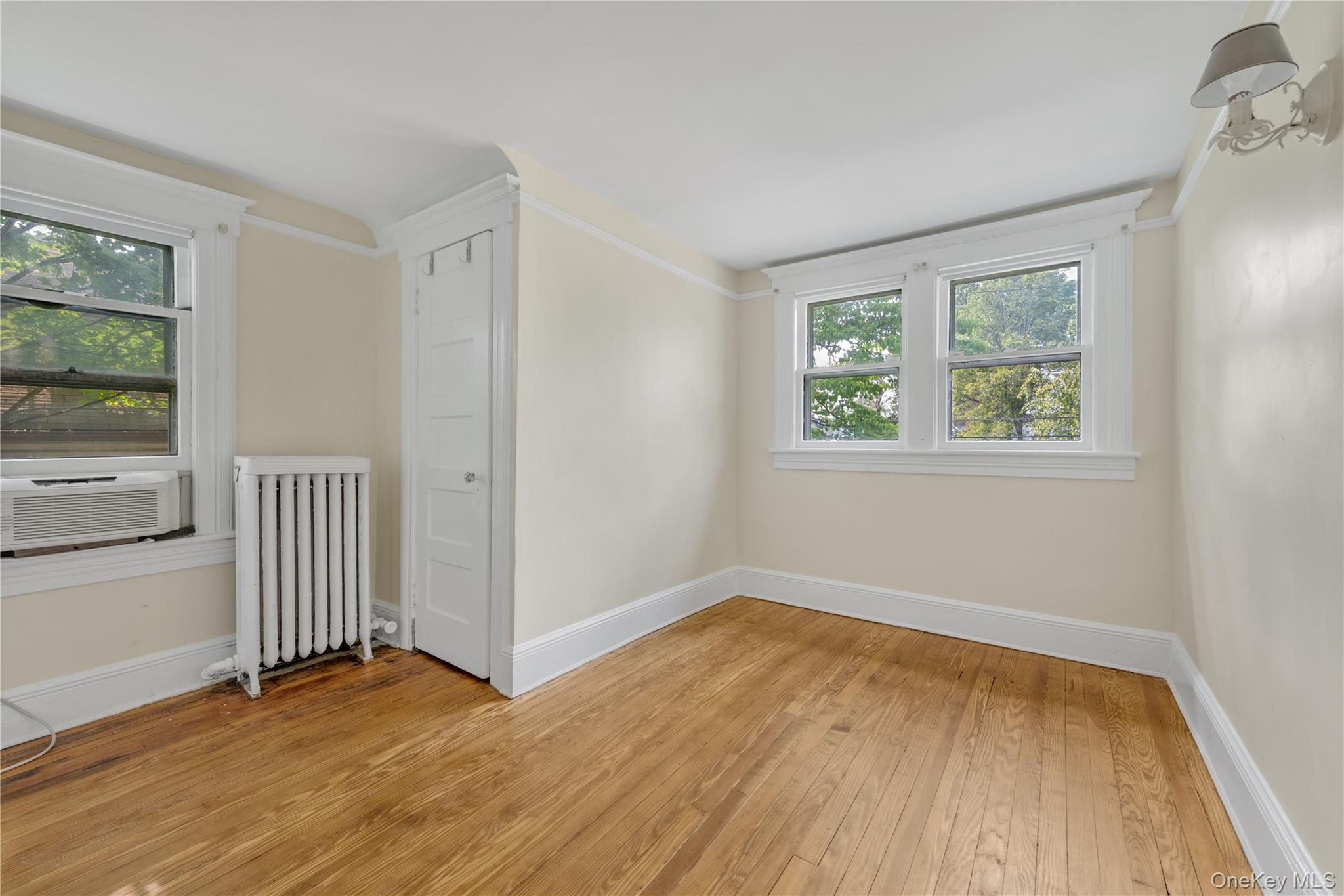 #13 photo, 18 Dennis Street, Manhasset , NY 11030