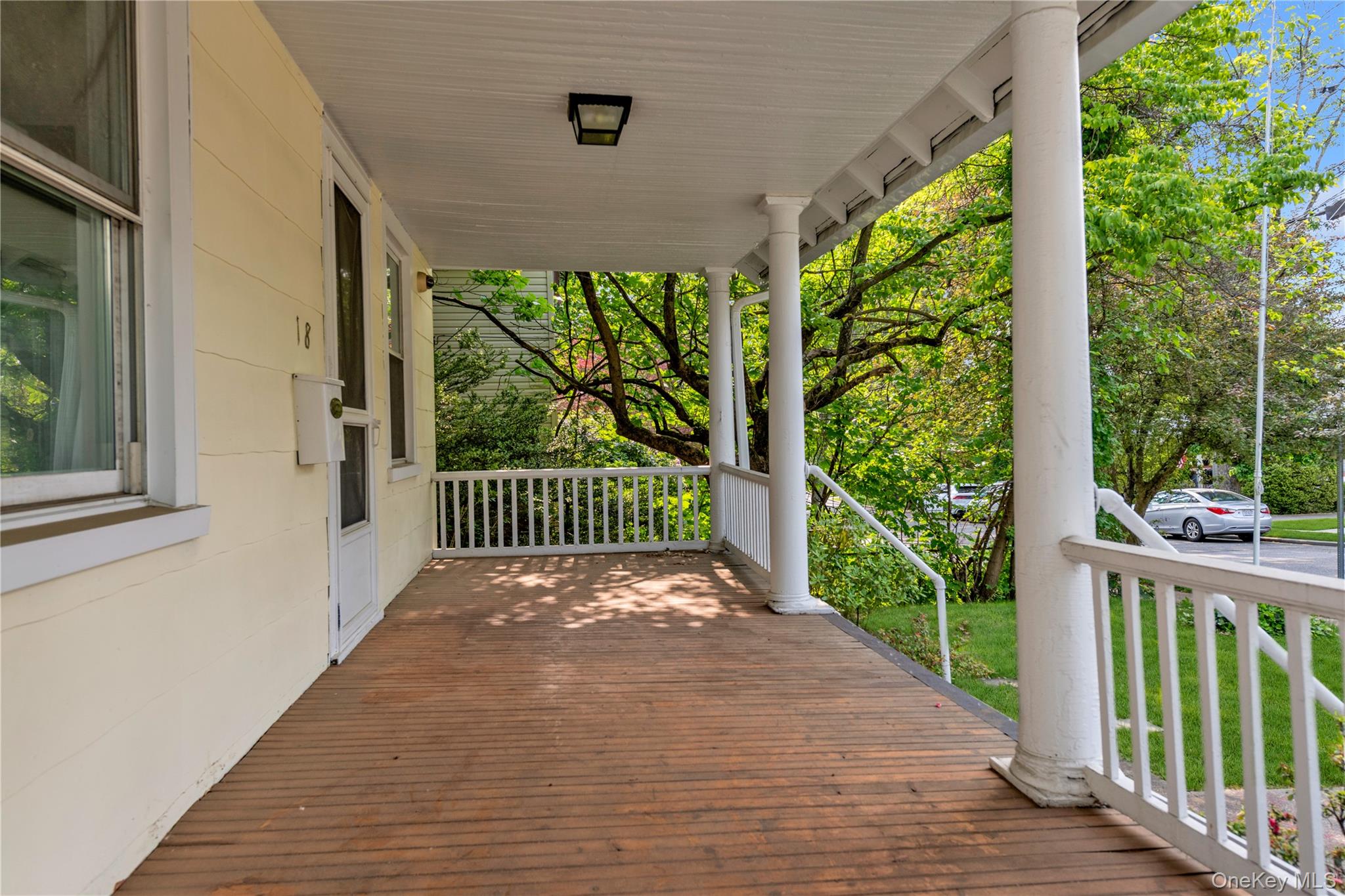 #2 photo, 18 Dennis Street, Manhasset , NY 11030