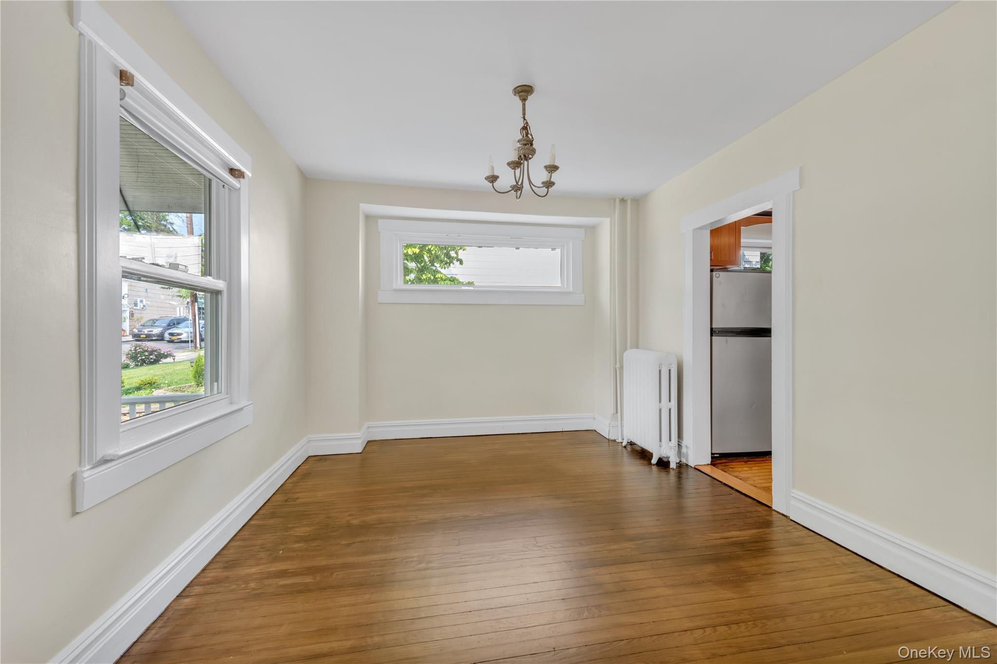 #7 photo, 18 Dennis Street, Manhasset , NY 11030