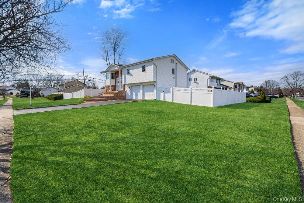 #3 photo, 64 Marquette Drive, Smithtown , NY 11787