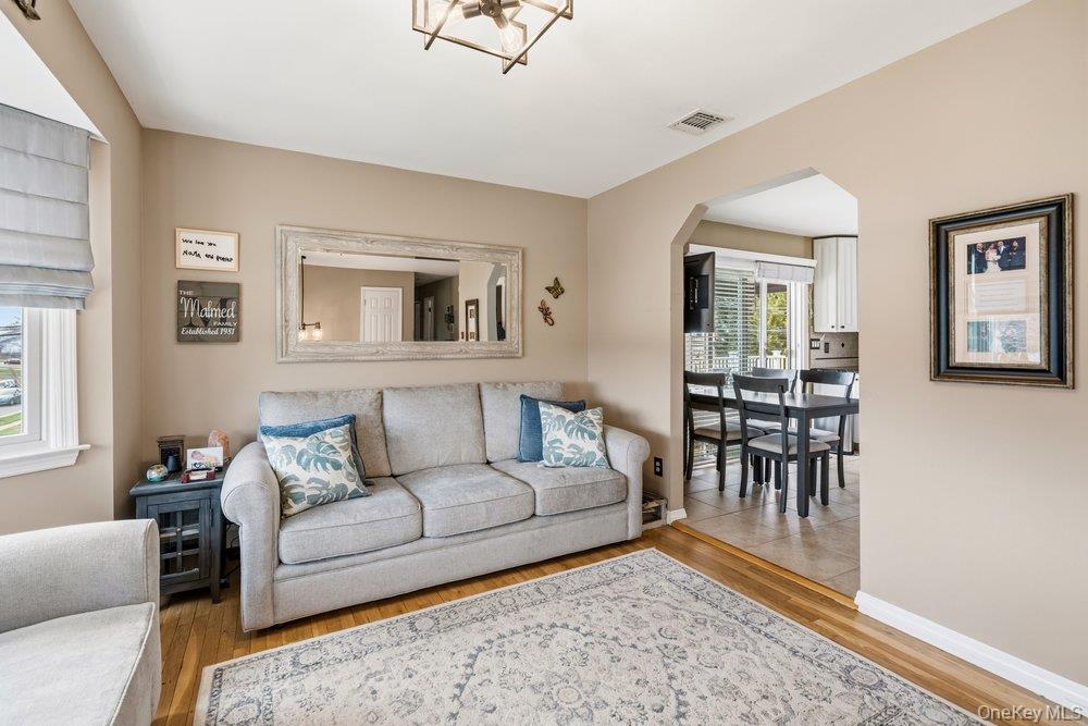 #8 photo, 64 Marquette Drive, Smithtown , NY 11787