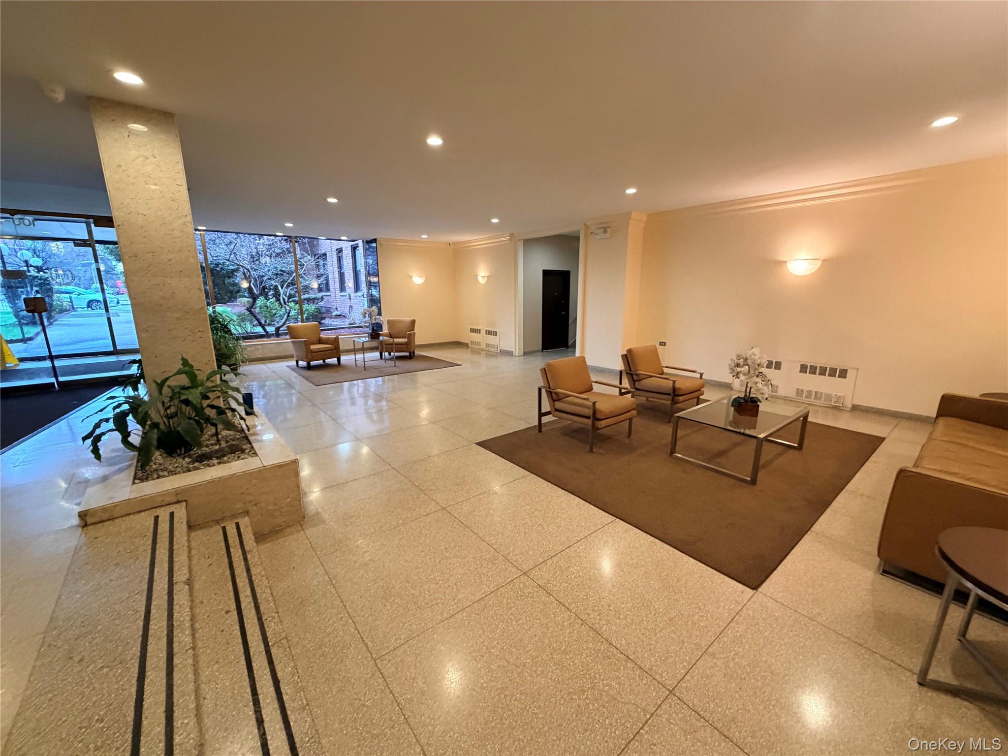 #7 photo, 100-25 Queens Boulevard, Forest Hills , NY 11375