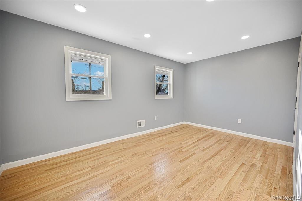 #16 photo, 253 Meyer Avenue, Valley Stream , NY 11580