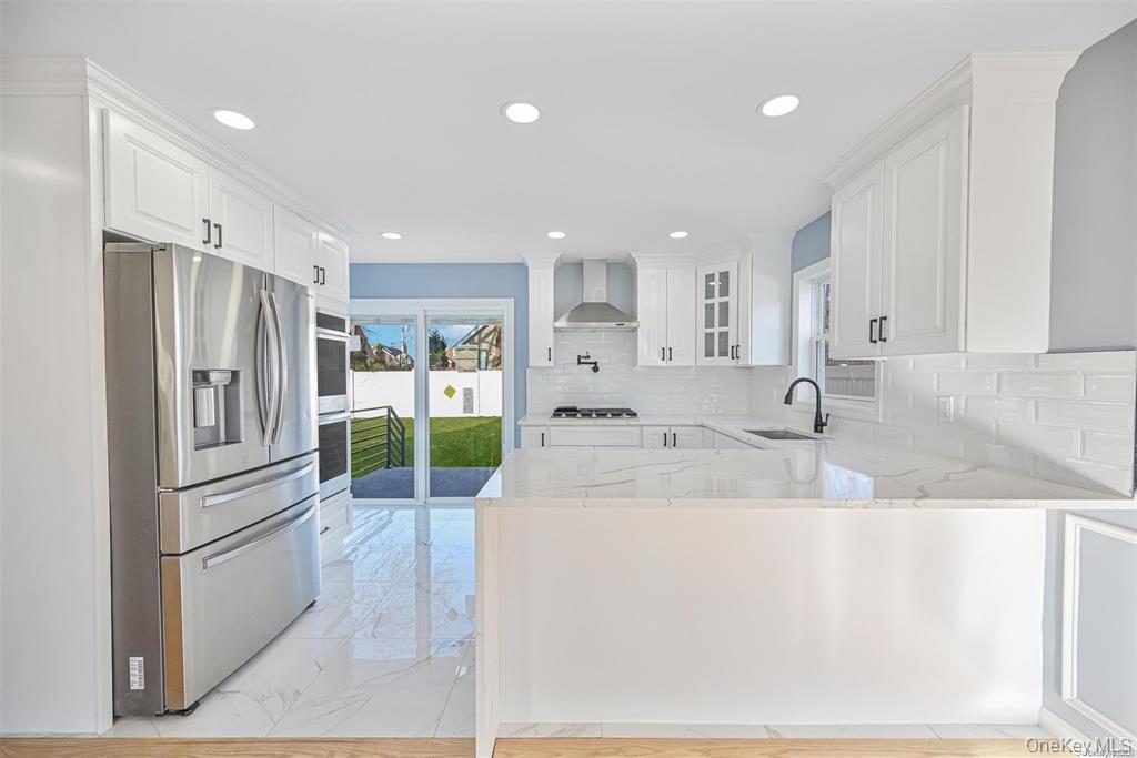 #9 photo, 253 Meyer Avenue, Valley Stream , NY 11580