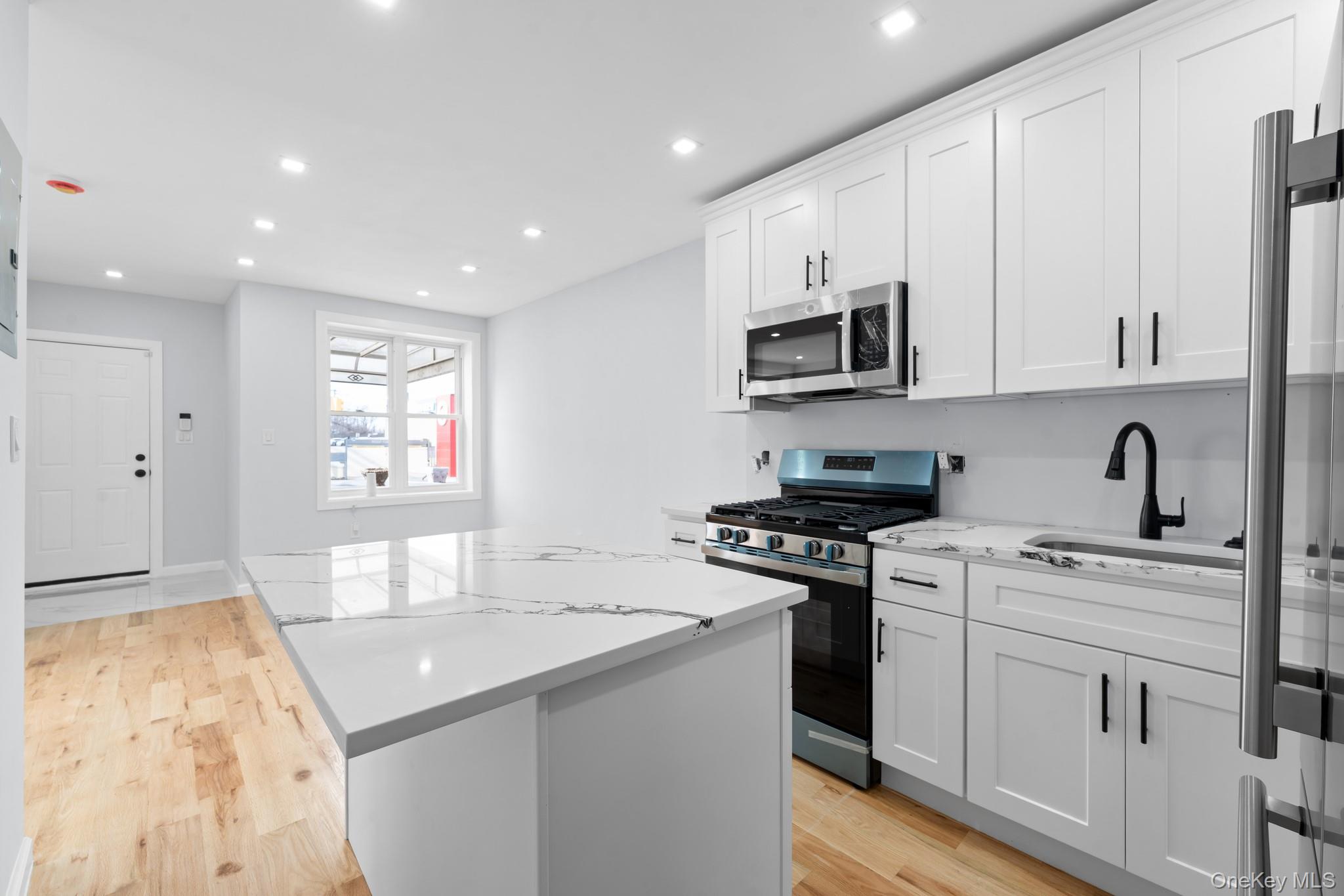 #4 photo, 997 E 52nd Street, 布鲁克林 Brooklyn , NY 11234