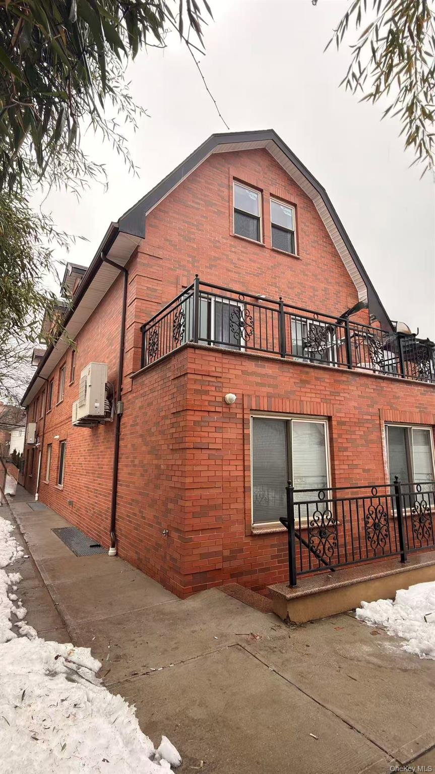 #1 photo, 14350 Franklin Avenue, קווינס Flushing , NY 11355