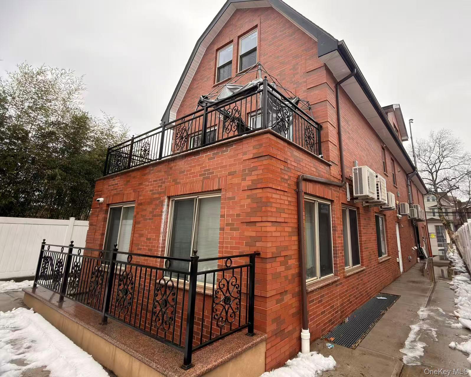 #3 photo, 14350 Franklin Avenue, קווינס Flushing , NY 11355