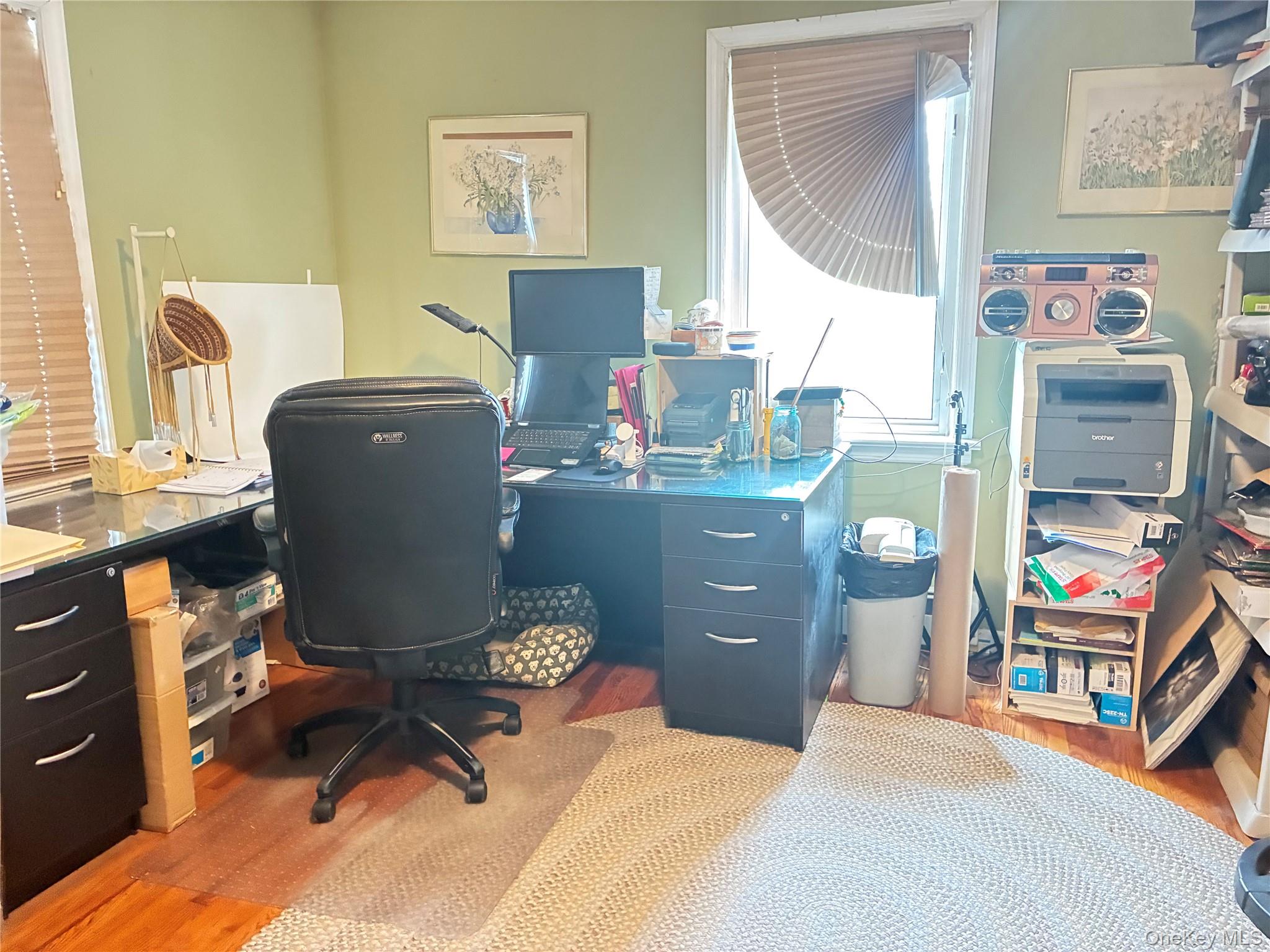 #8 photo, 3 Chestnut Avenue, Floral Park , NY 11001