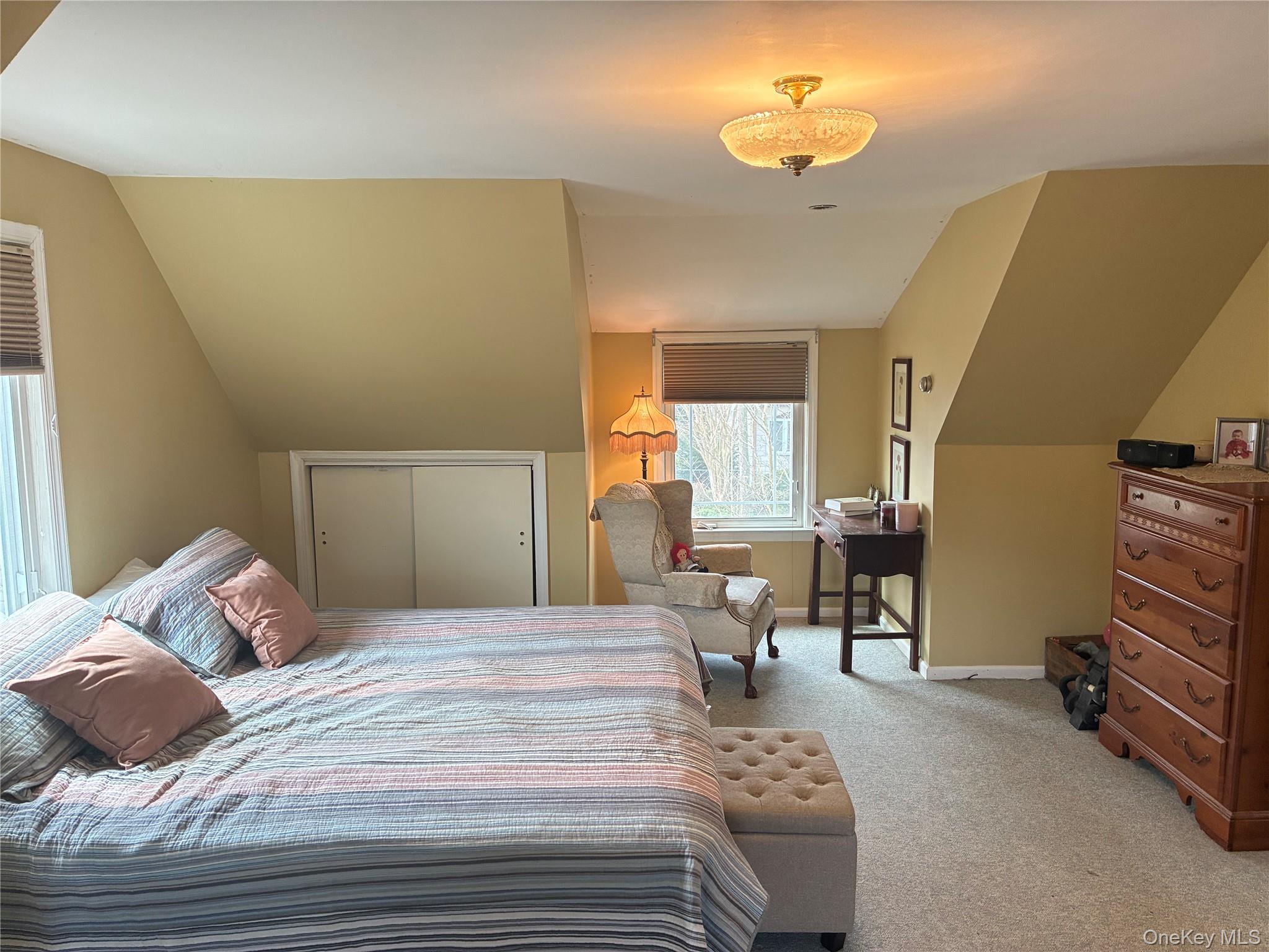 #9 photo, 3 Chestnut Avenue, Floral Park , NY 11001