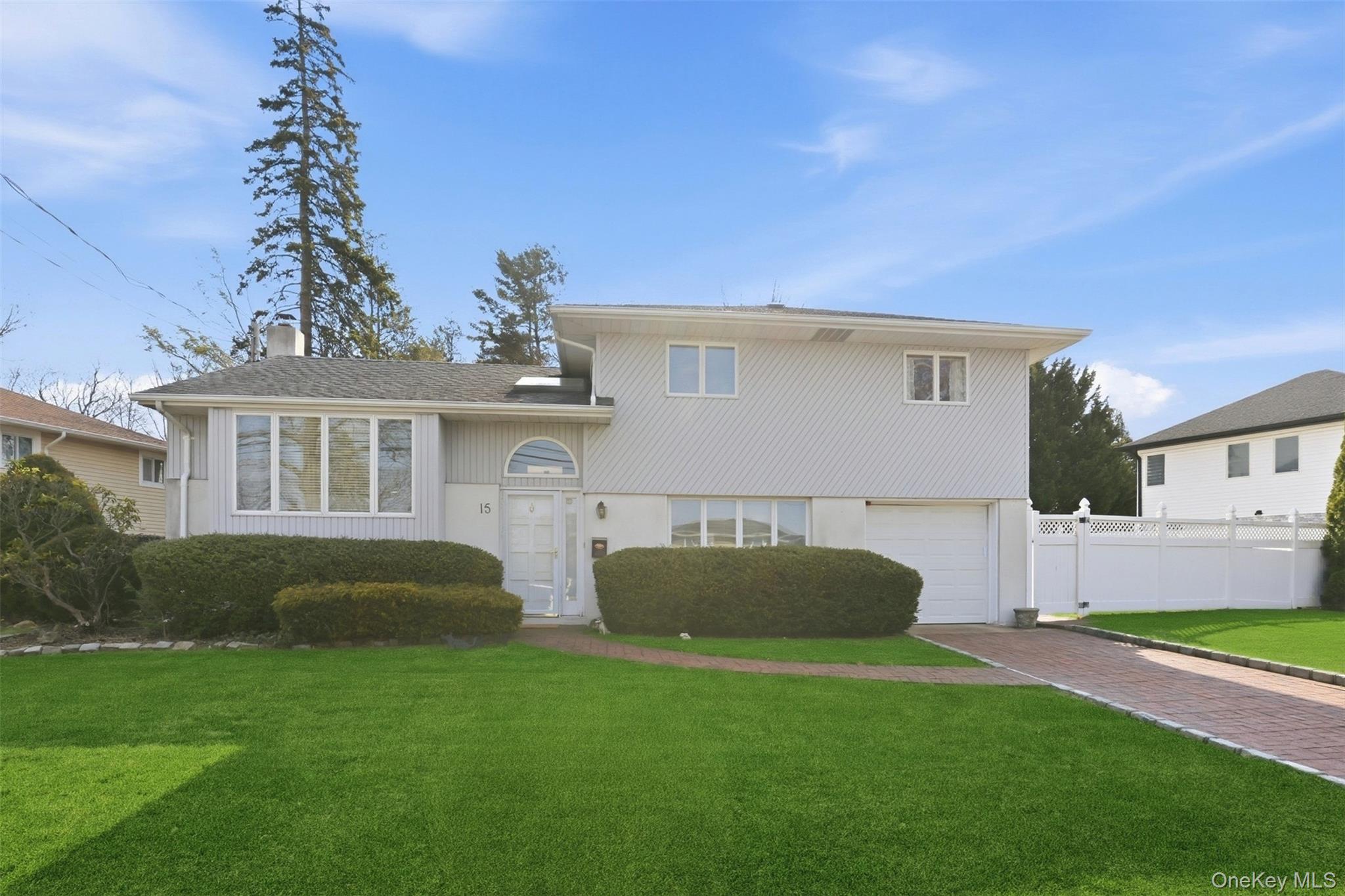 #1 photo, 15 5th Place, Syosset , NY 11791