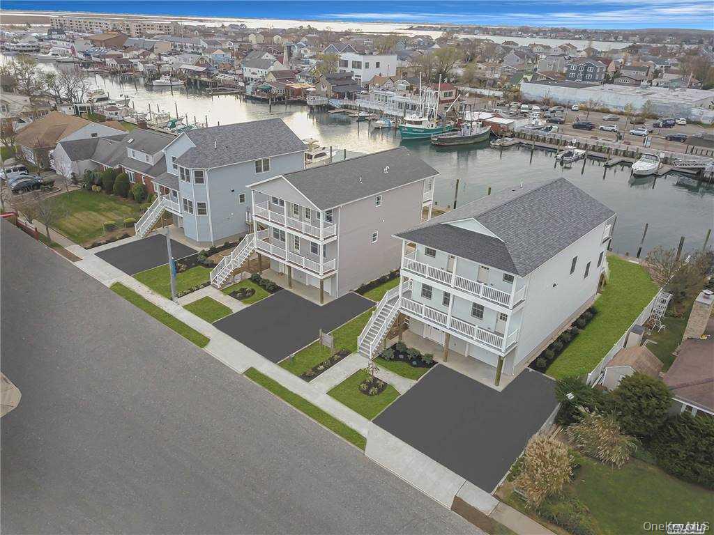 #2 photo, 718 Guy Lombardo Avenue, 長島 Freeport , NY 11520