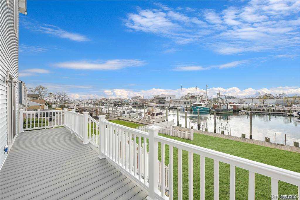 #5 photo, 718 Guy Lombardo Avenue, 長島 Freeport , NY 11520