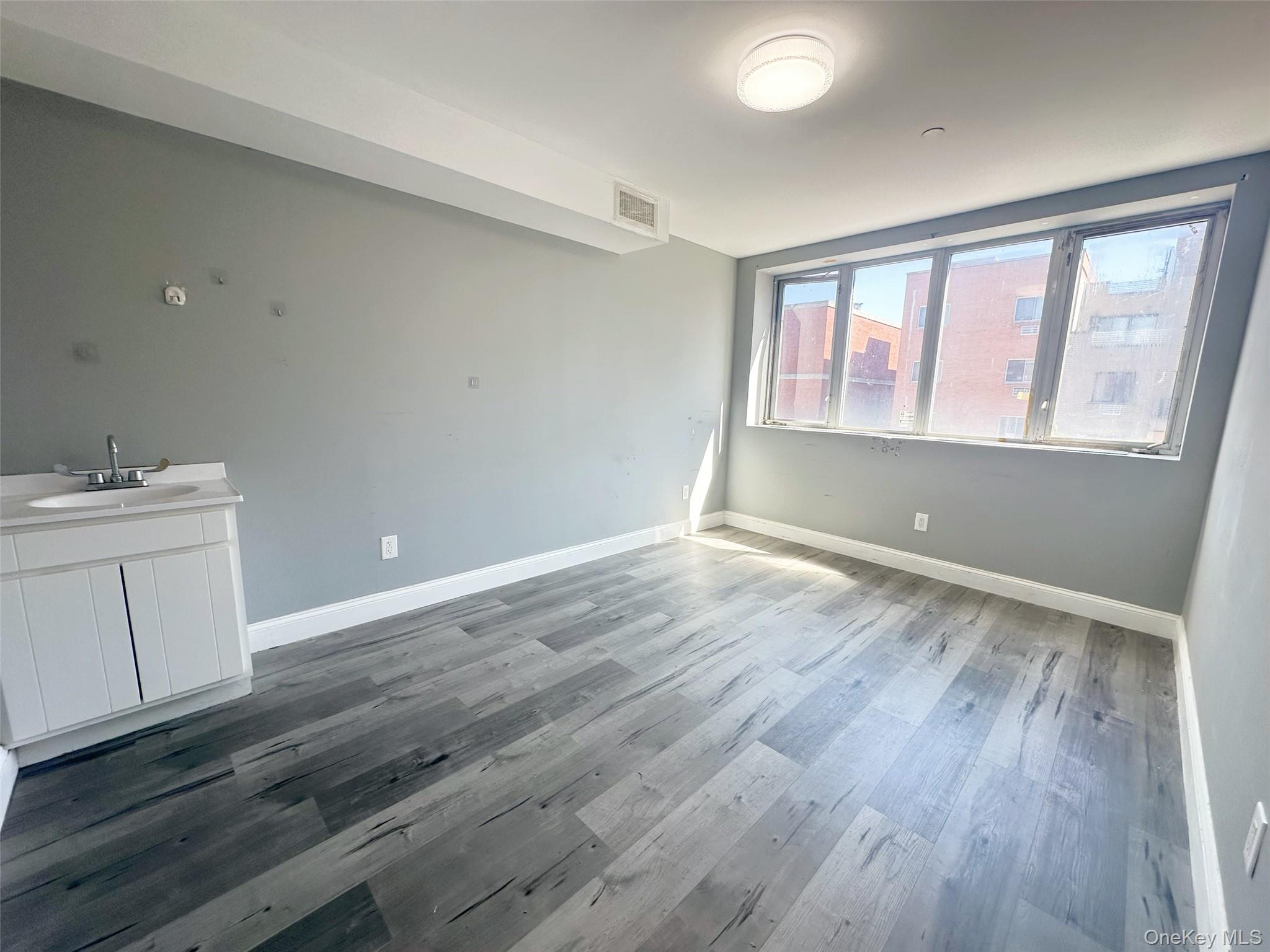 #13 photo, 135-20 41ST Avenue, 法拉盛 Flushing , NY 11354