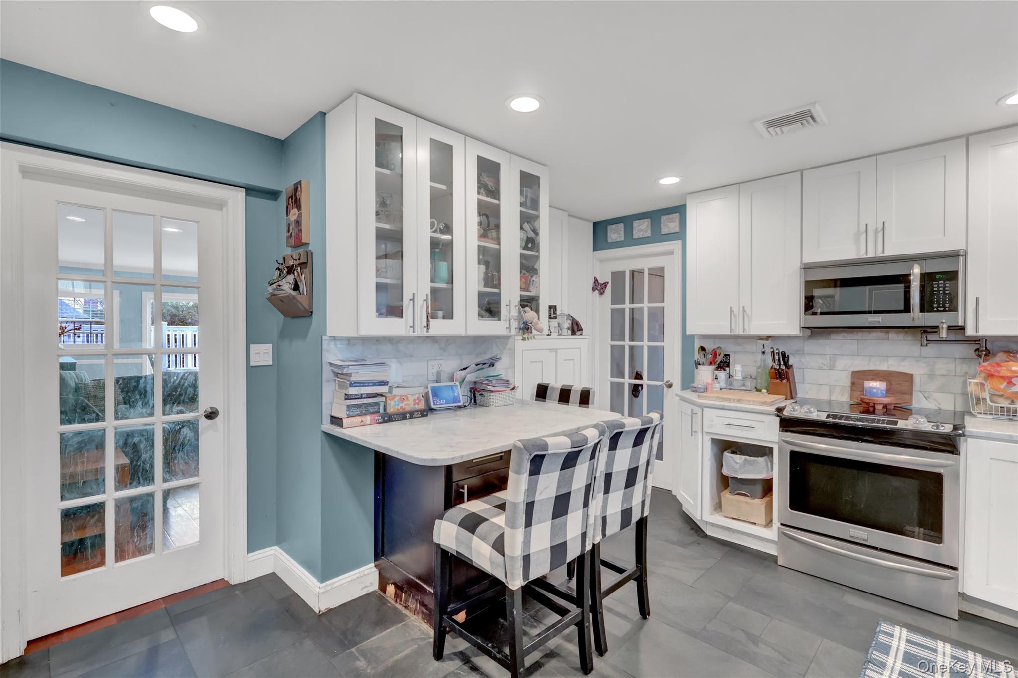 #11 photo, 505 Sand Hill Road, Wantagh , NY 11793