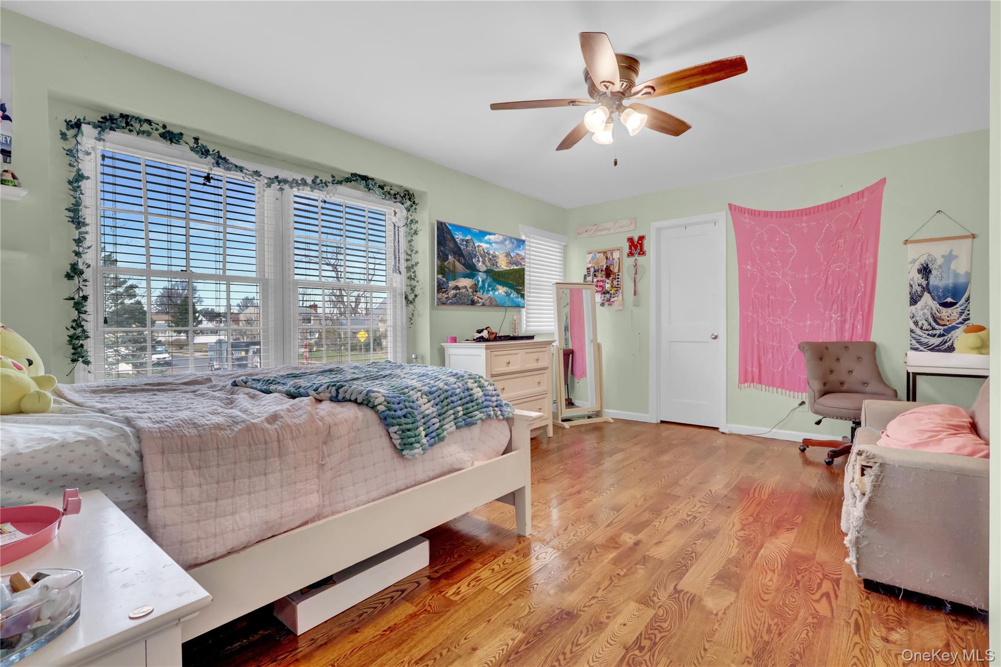 #19 photo, 505 Sand Hill Road, Wantagh , NY 11793