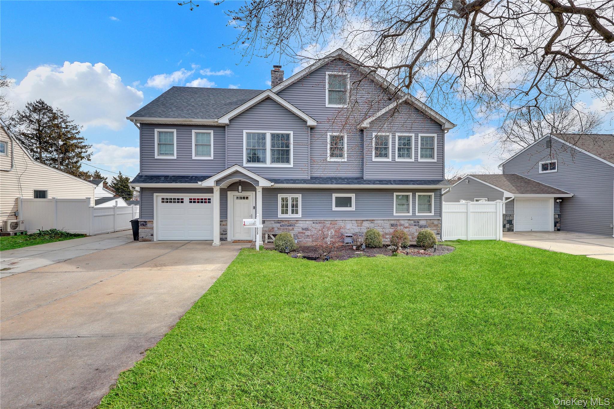 #4 photo, 505 Sand Hill Road, Wantagh , NY 11793