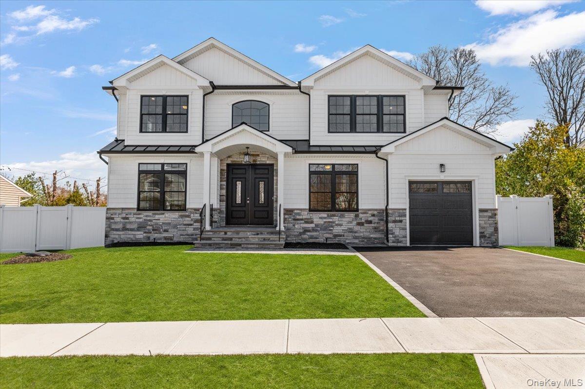 #1 photo, 32 Sherman Road, Old Bethpage , NY 11804