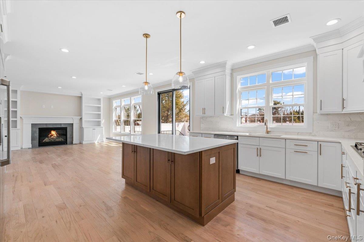 #14 photo, 32 Sherman Road, Old Bethpage , NY 11804