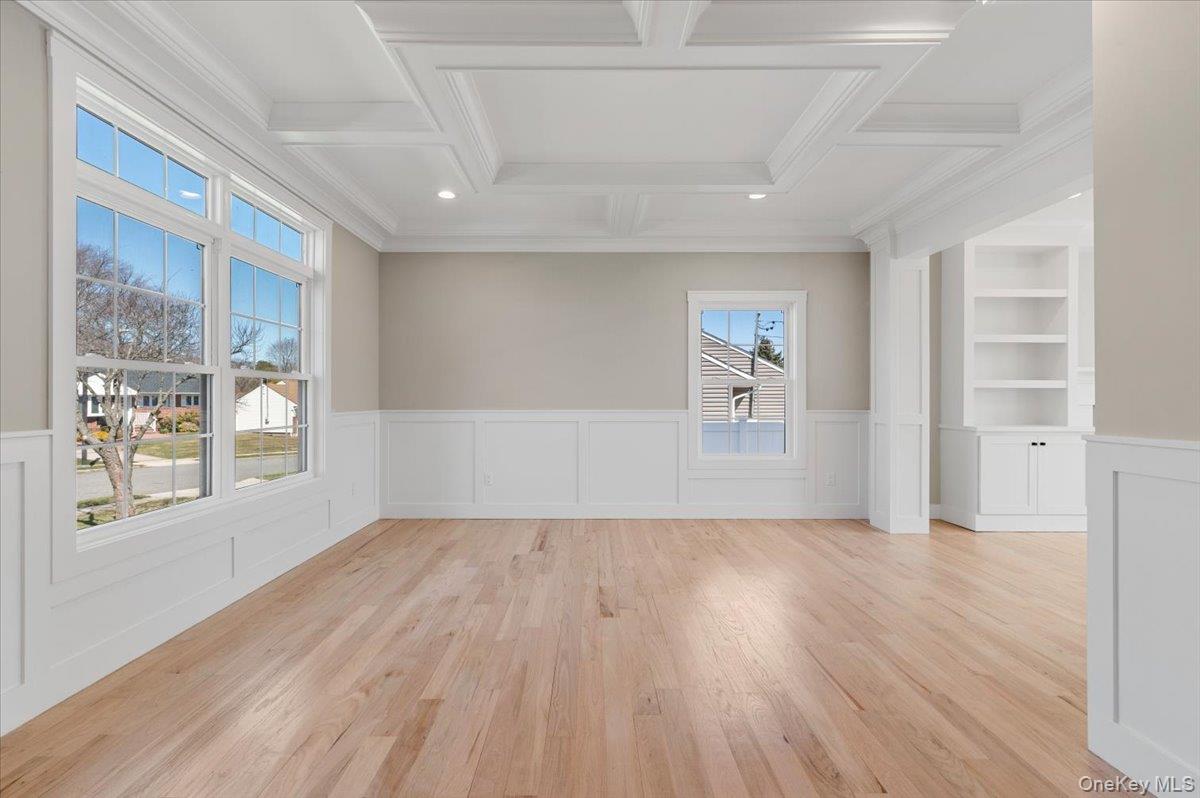 #5 photo, 32 Sherman Road, Old Bethpage , NY 11804