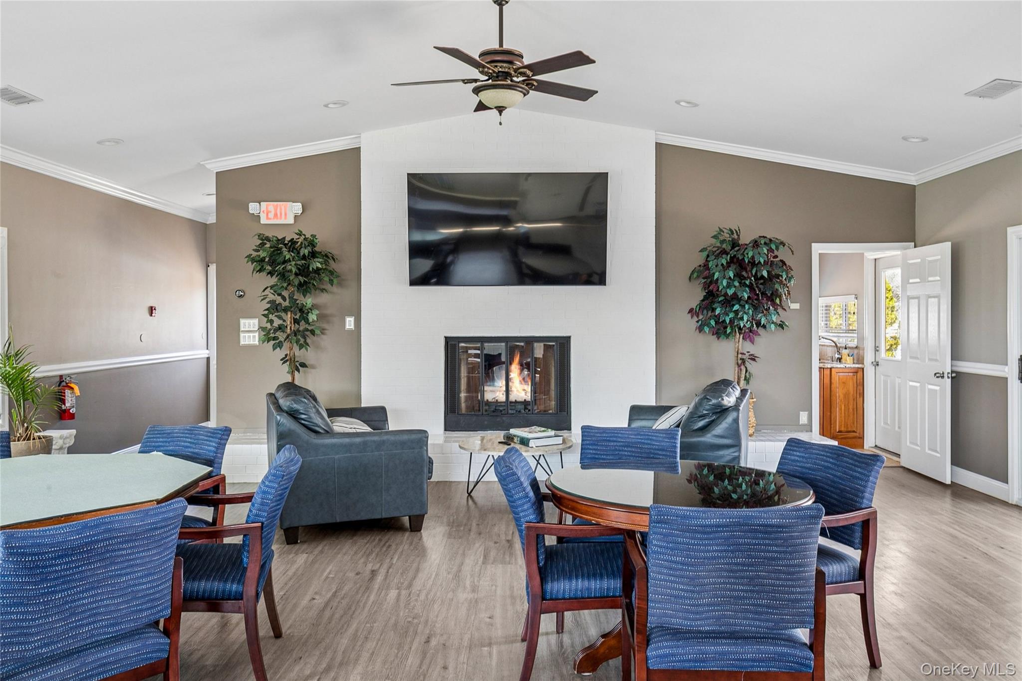 #18 photo, 157 Hidden Ponds Circle, Smithtown , NY 11787