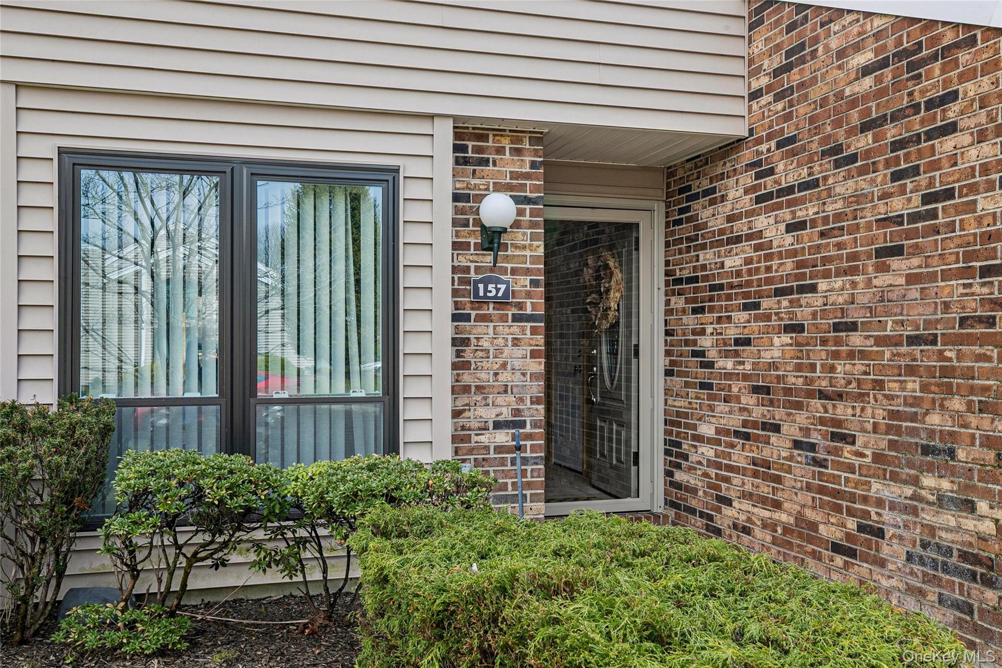 #3 photo, 157 Hidden Ponds Circle, Smithtown , NY 11787