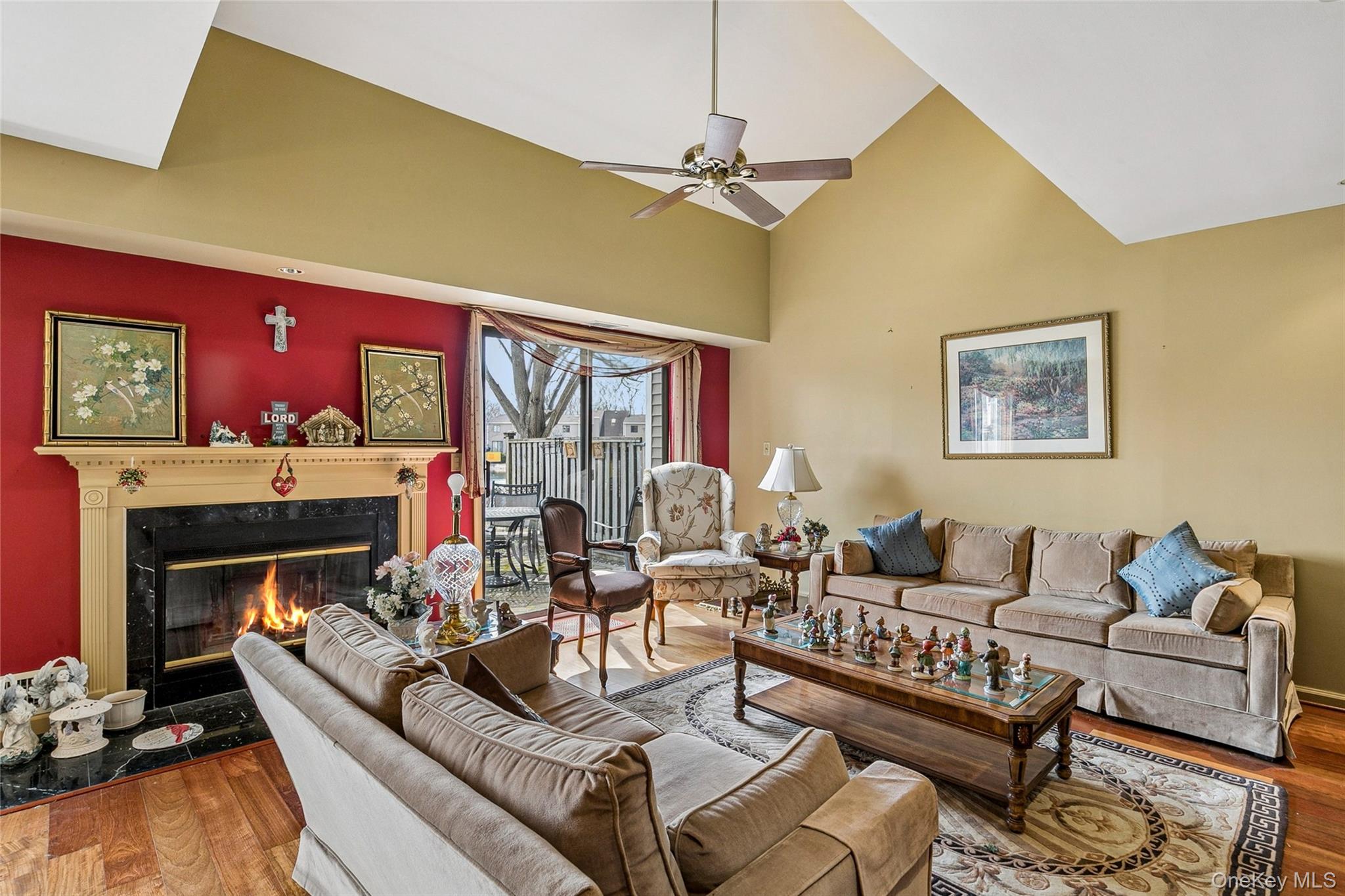 #5 photo, 157 Hidden Ponds Circle, Smithtown , NY 11787