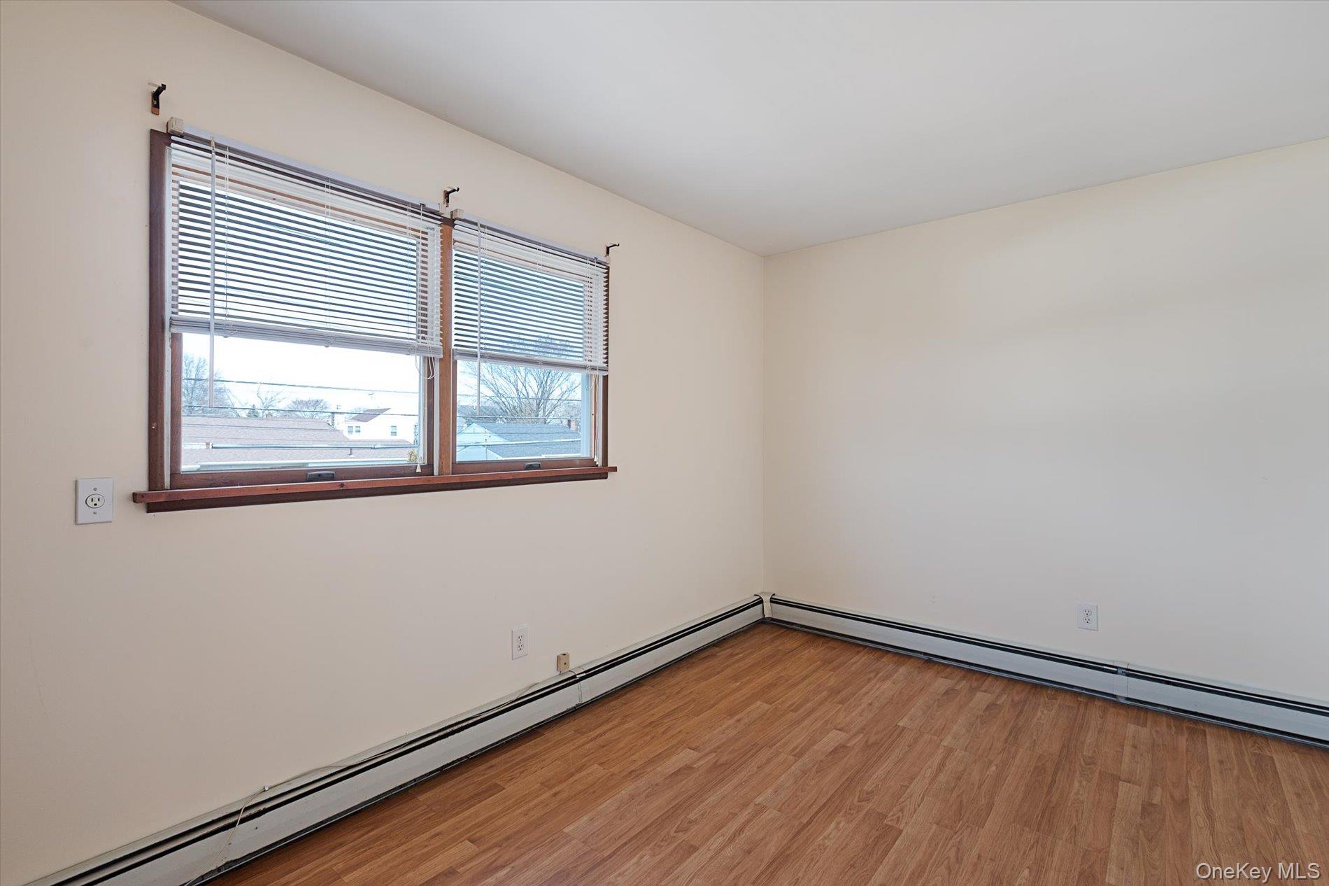 #11 photo, 230 Yoakum Avenue, Farmingdale , NY 11735