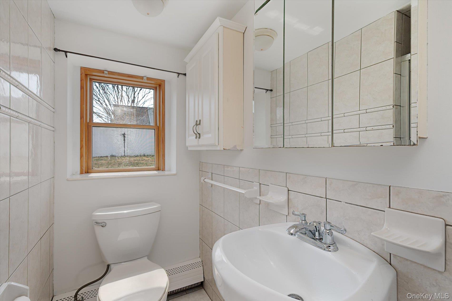 #13 photo, 230 Yoakum Avenue, Farmingdale , NY 11735