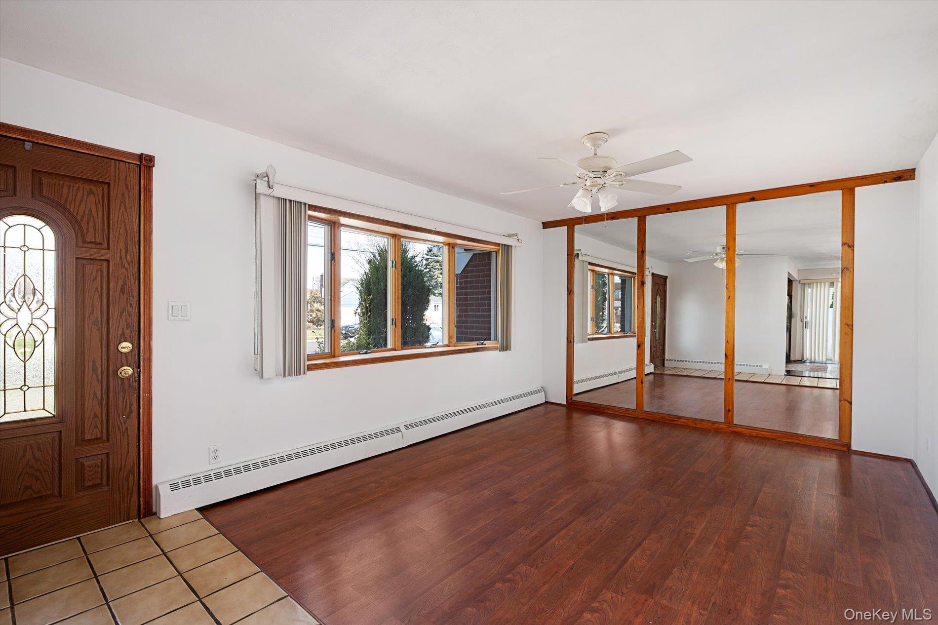 #2 photo, 230 Yoakum Avenue, Farmingdale , NY 11735