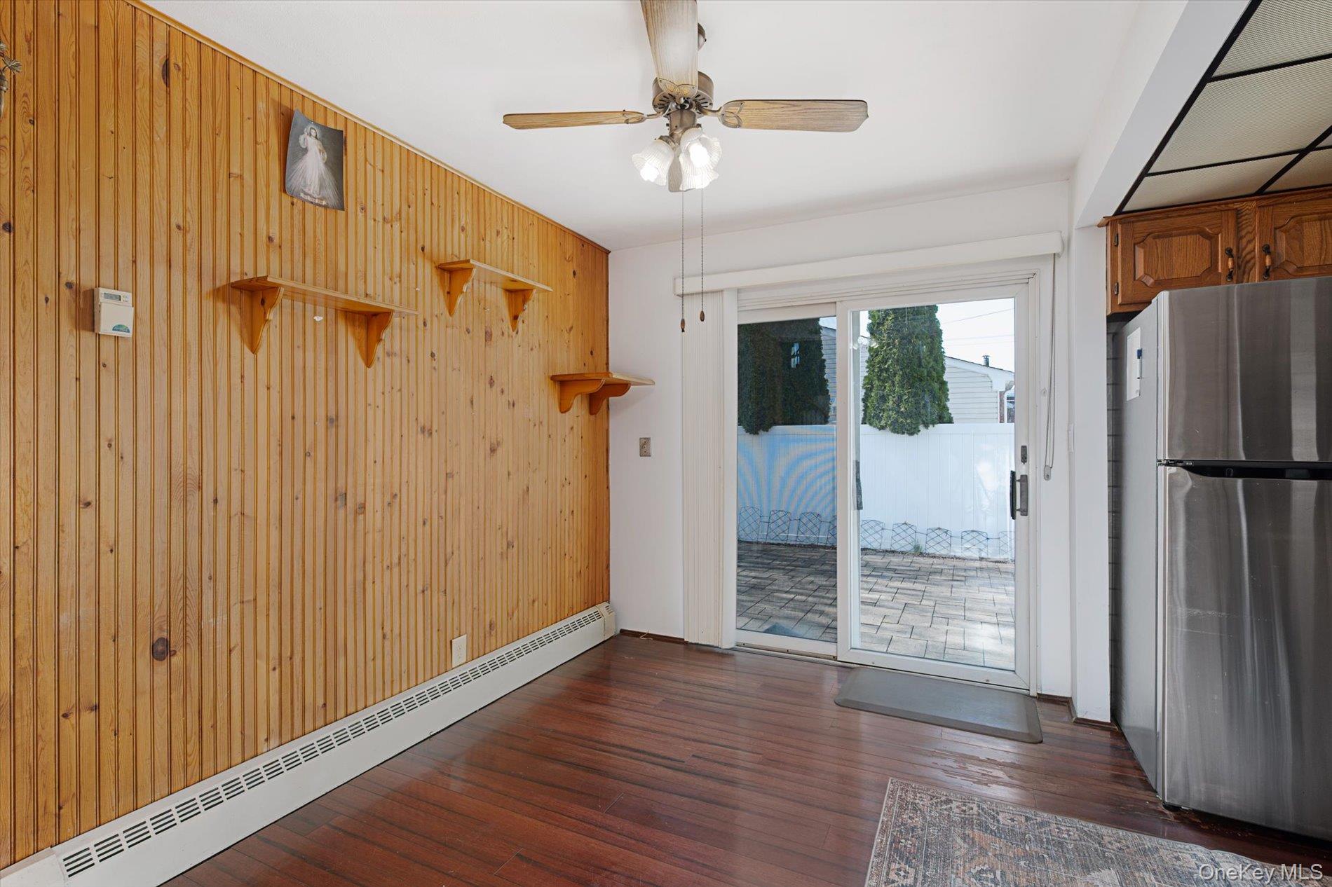 #5 photo, 230 Yoakum Avenue, Farmingdale , NY 11735