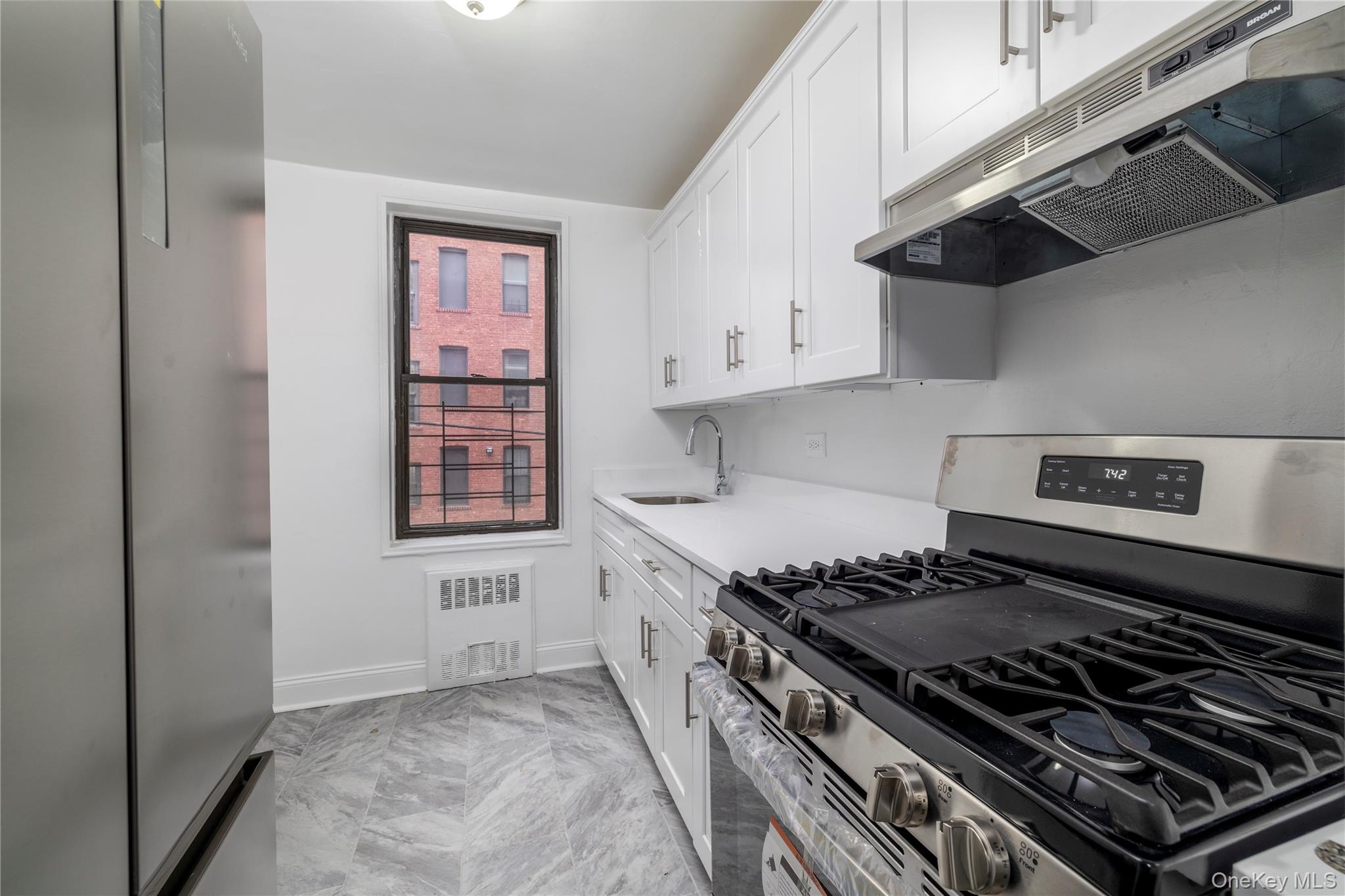 #8 photo, 10-40 Neilson Street, Far Rockaway , NY 11691