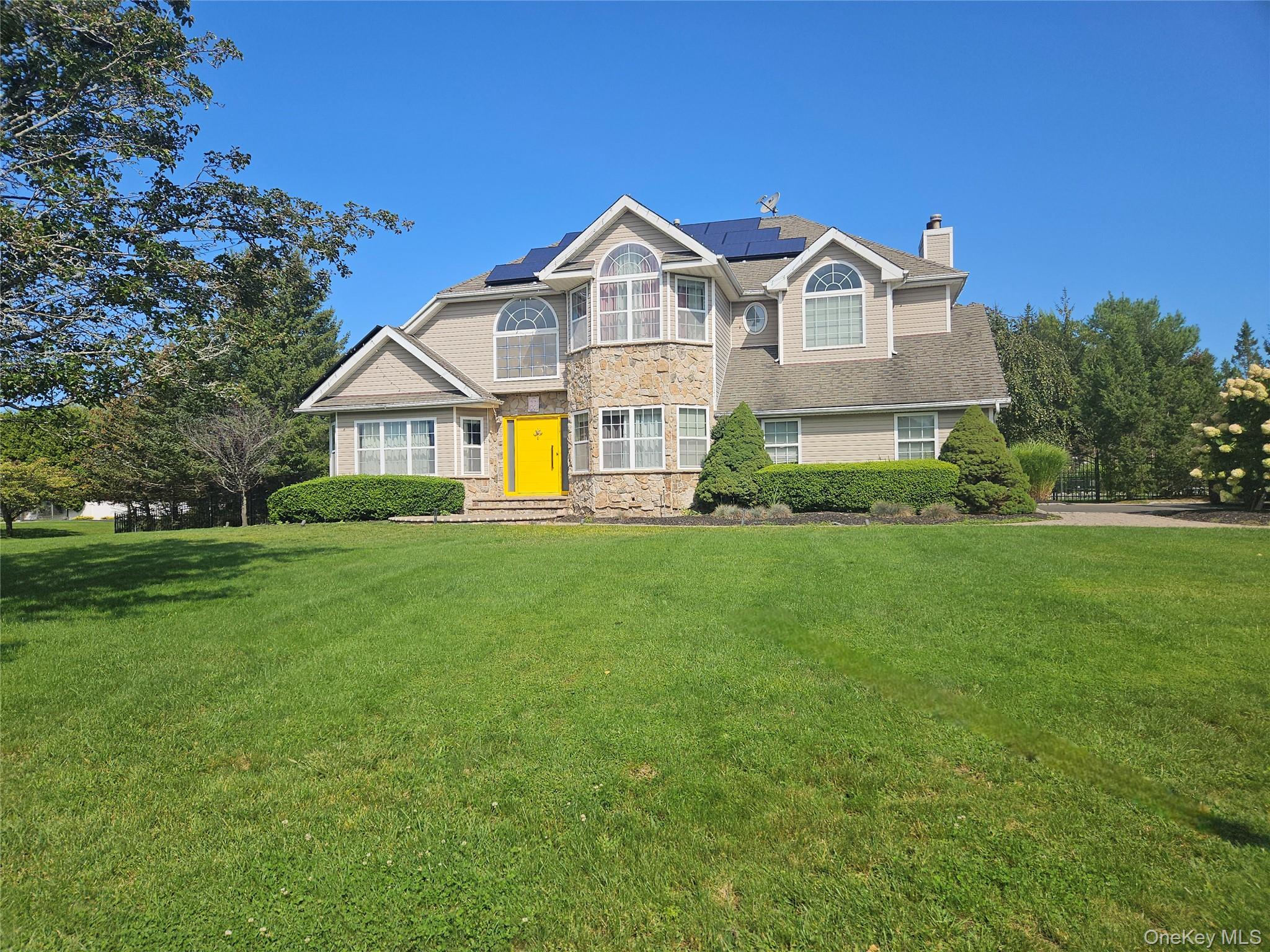 #1 photo, 1 Holly Court, Miller Place , NY 11764